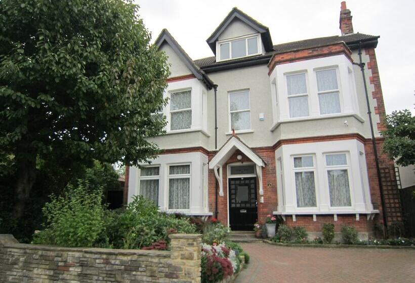 Croham Park Bed & Breakfast