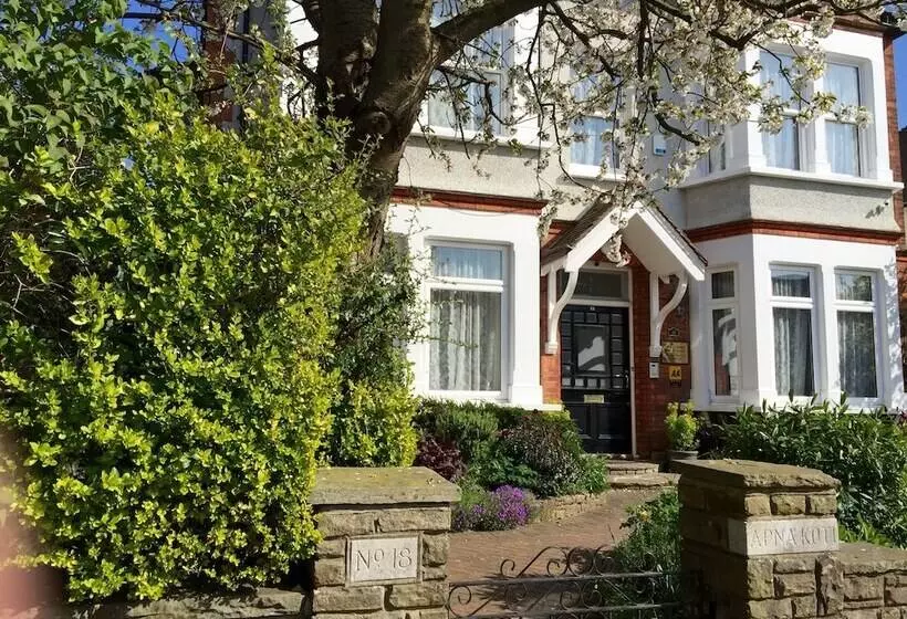 Croham Park Bed & Breakfast