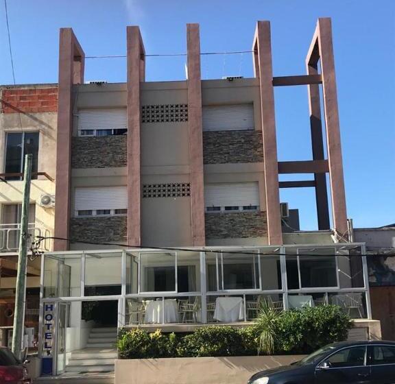 בית מלון כפרי Americana