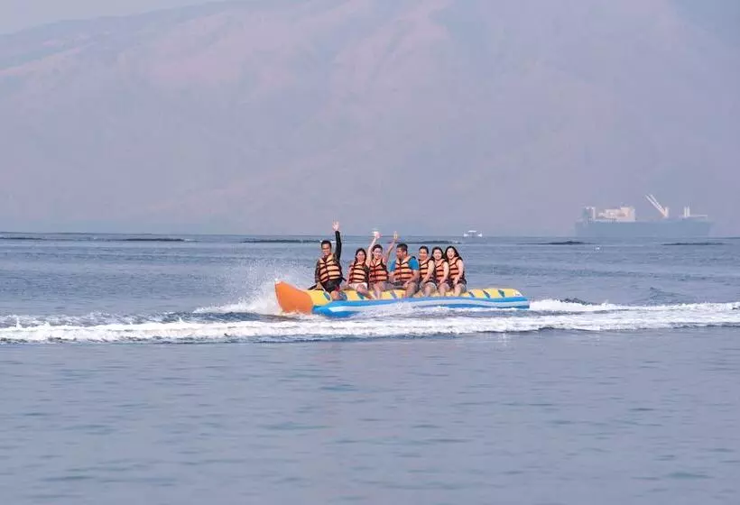 Court Meridian Hotel & Suites