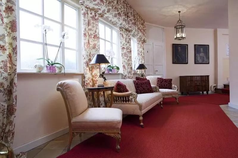 Отель Goldener Anker