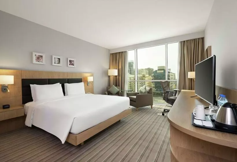 Отель Hilton Garden Inn Dubai, Mall Avenue