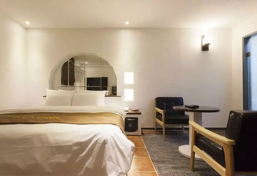 בית מלון כפרי Leaders