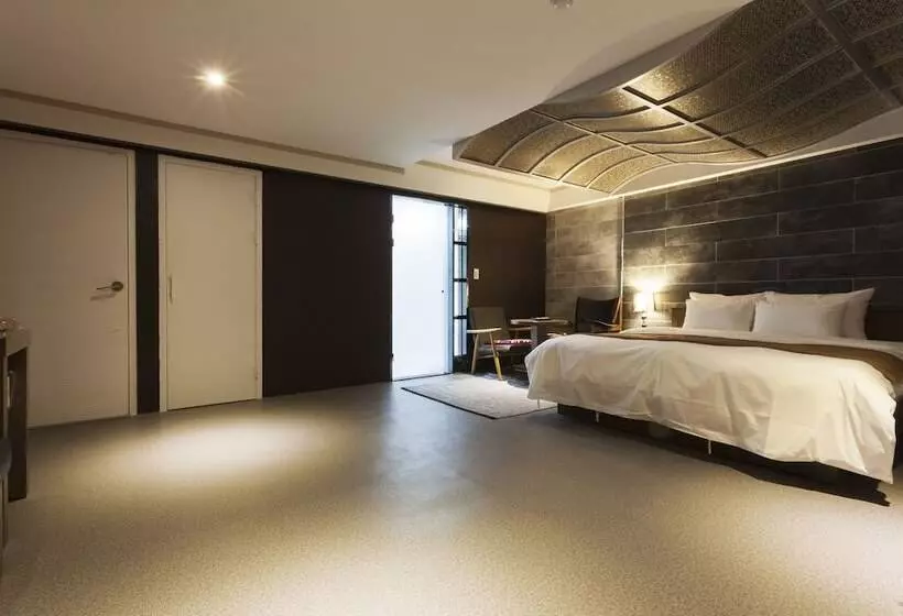 בית מלון כפרי Leaders