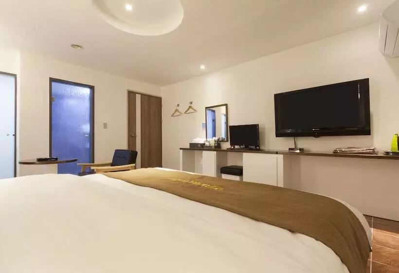 בית מלון כפרי Leaders