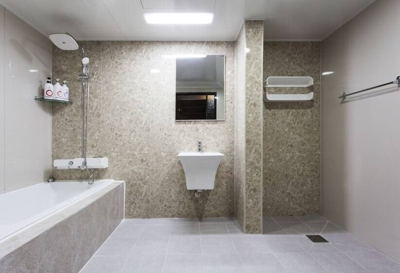 בית מלון כפרי Leaders