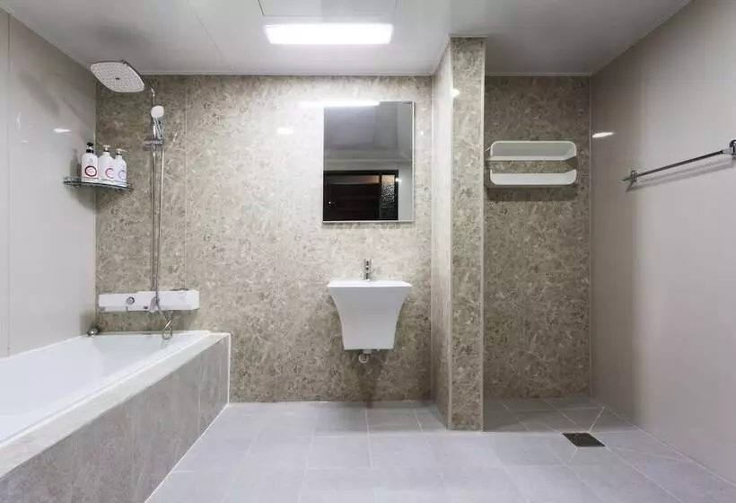 בית מלון כפרי Leaders