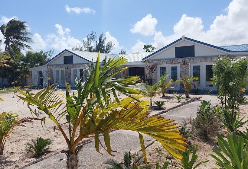 Отель Pelican Beach