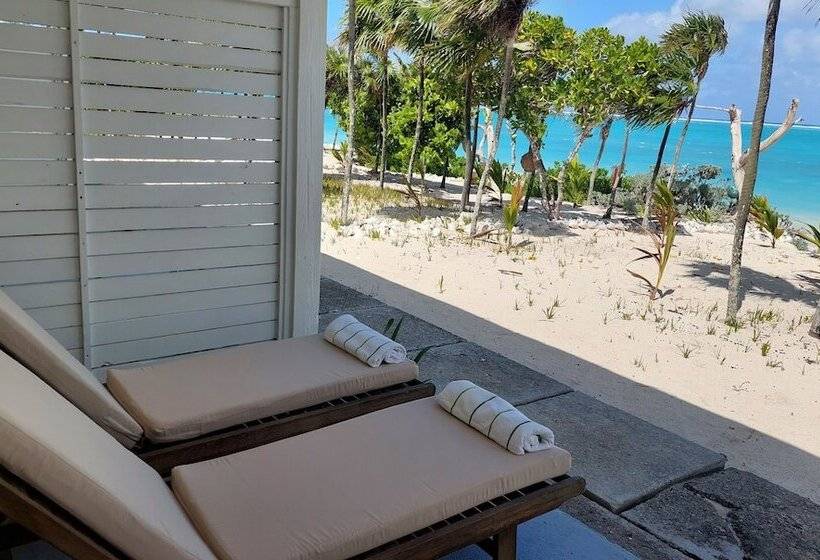 Отель Pelican Beach