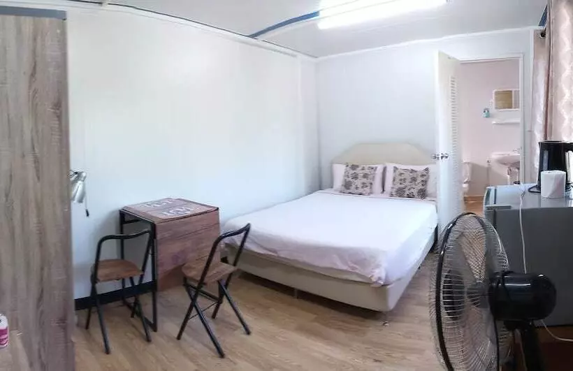 Otel Penny's Home Stay Resort