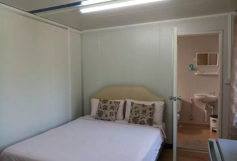 Otel Penny's Home Stay Resort