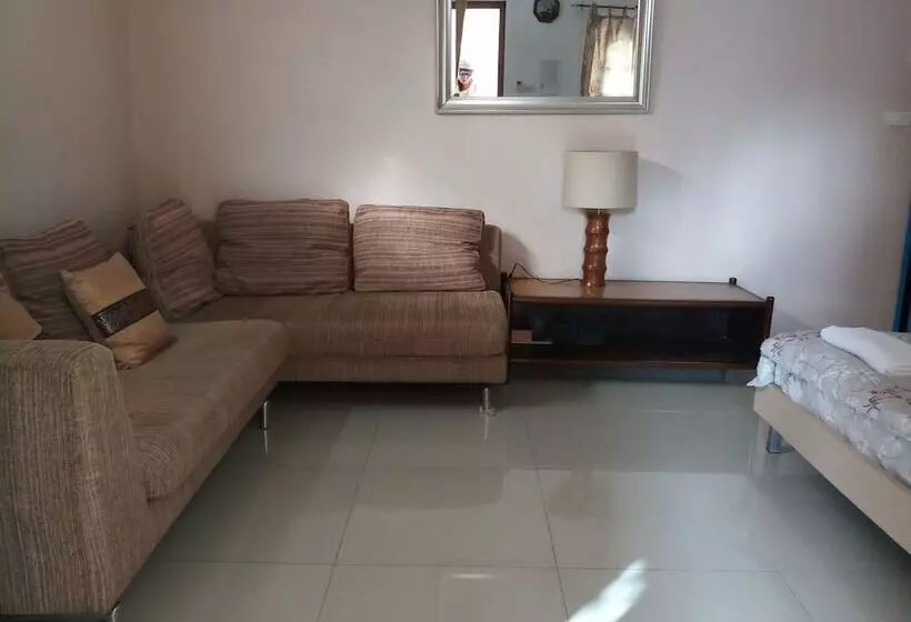 Otel Penny's Home Stay Resort