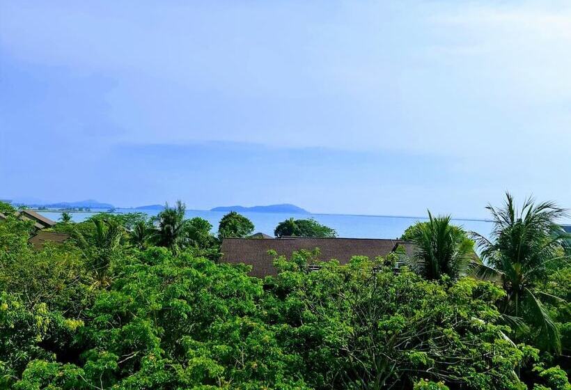 호텔 Perdana Serviced Apartment & Resorts