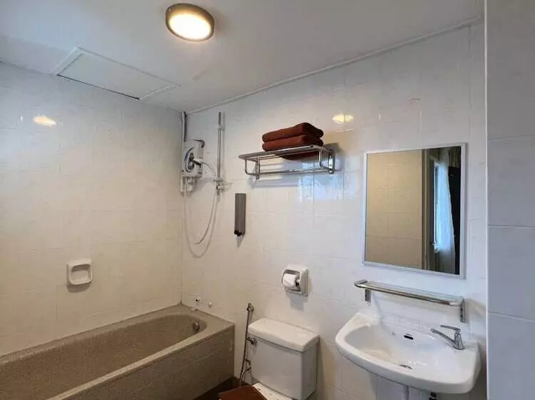 호텔 Perdana Serviced Apartment & Resorts