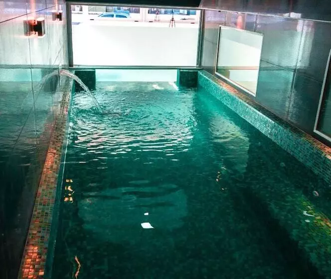 Отель Playa Brava