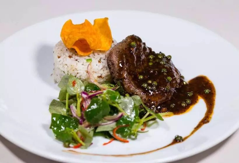 فندق River And Villa