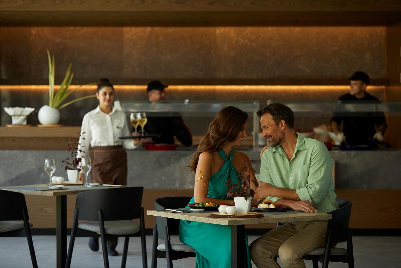 호텔 The Ixian Grand & All Suites  Adults Only