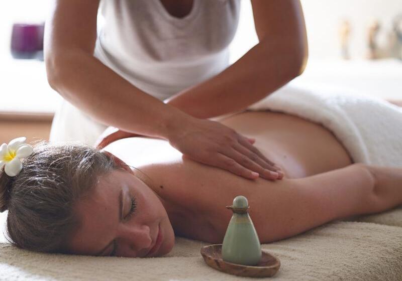 호텔 The Ixian Grand & All Suites  Adults Only