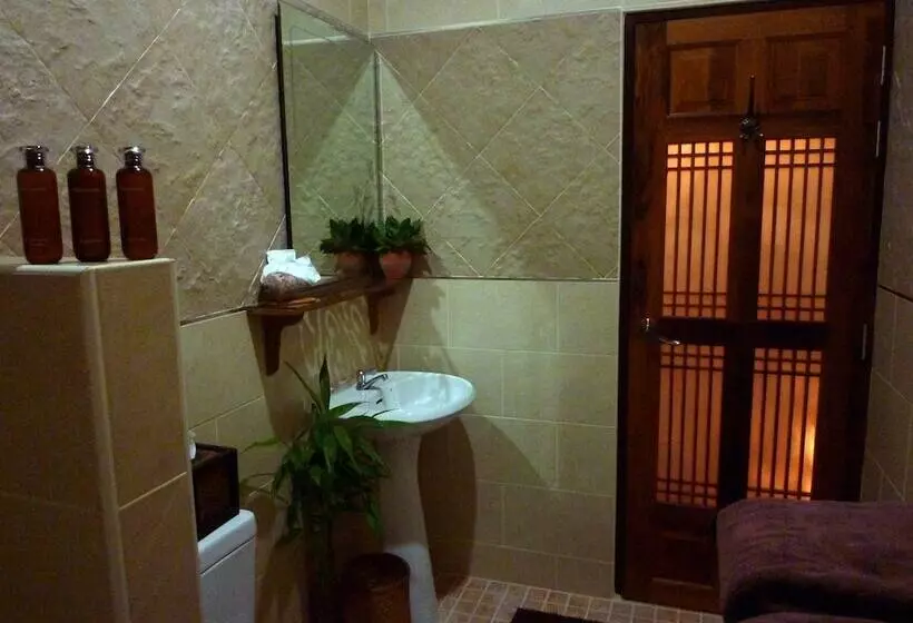 فندق The Mangrove Hideaway Koh Chang