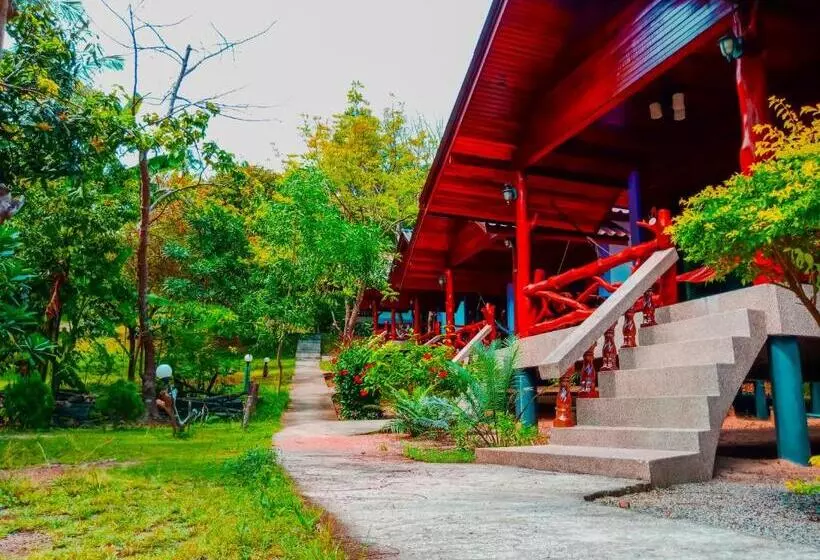 Отель Ban Tai Resort