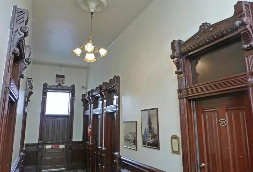 酒店 Victorian Inn