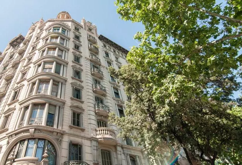 هتل Weflating Passeig de Gracia