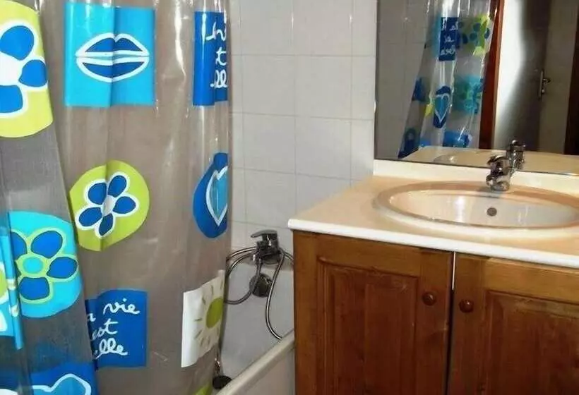 Le Rond Point Des Pistes