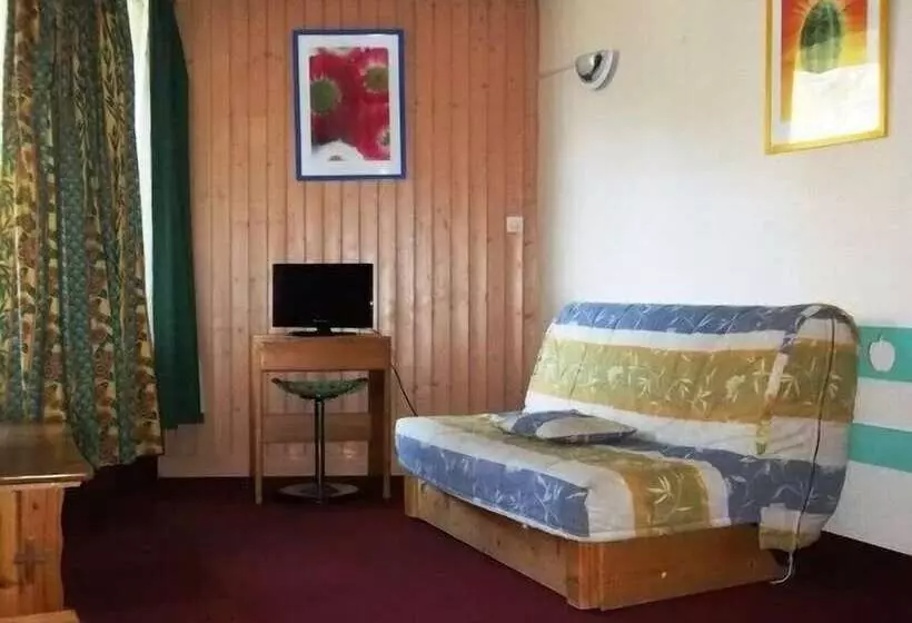 Le Rond Point Des Pistes