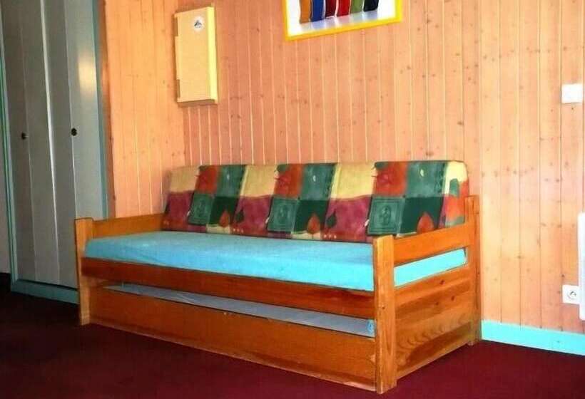 Le Rond Point Des Pistes