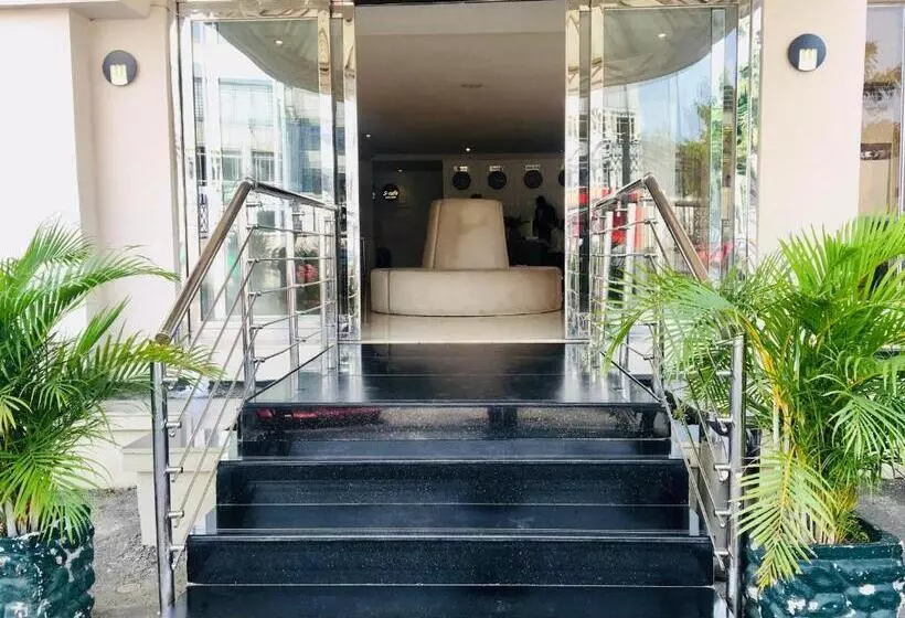 Summerset Continental Hotel Maitama By T E L E Hospitality