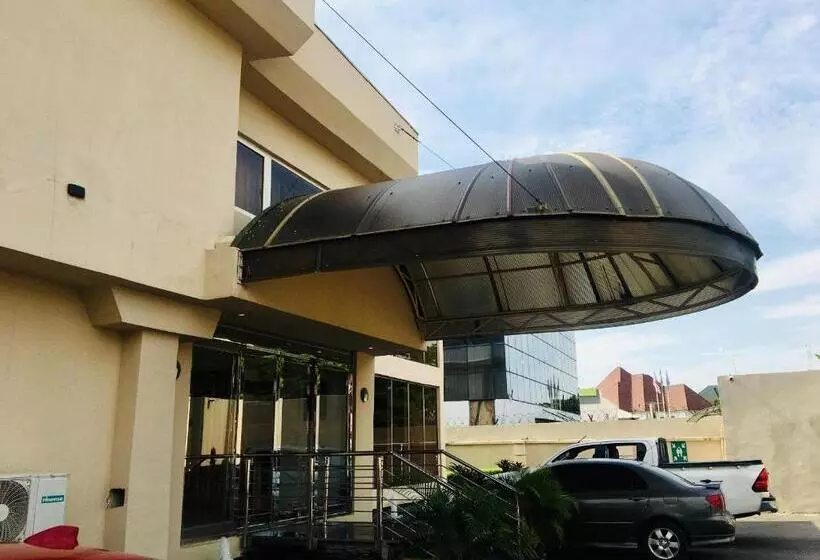 Summerset Continental Hotel Maitama By T E L E Hospitality