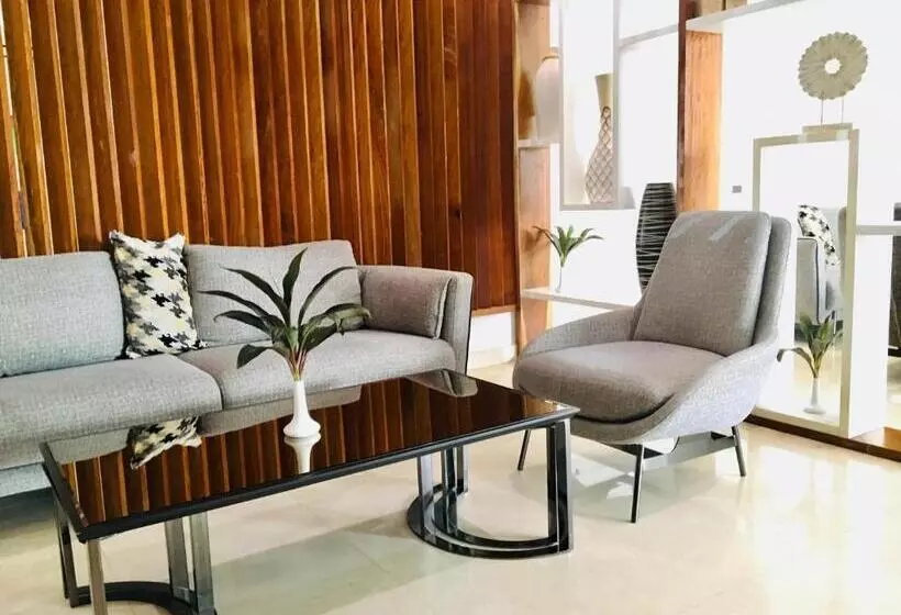 Summerset Continental Hotel Maitama By T E L E Hospitality