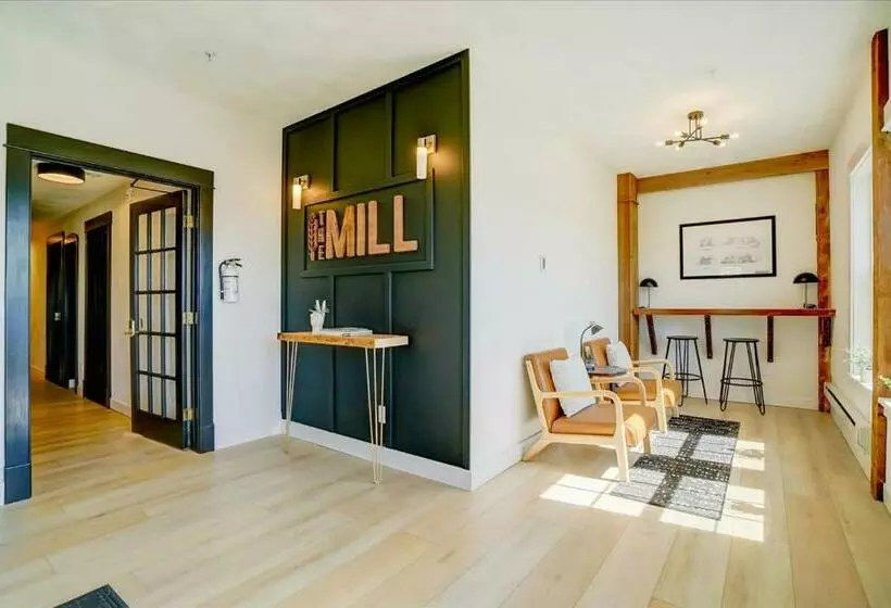 ユースホステル 206   King Suite