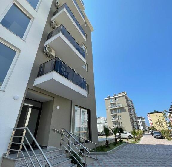 هتل Leodori 3 Suites