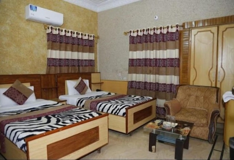 پانسیون Jinnah Airport Guest House