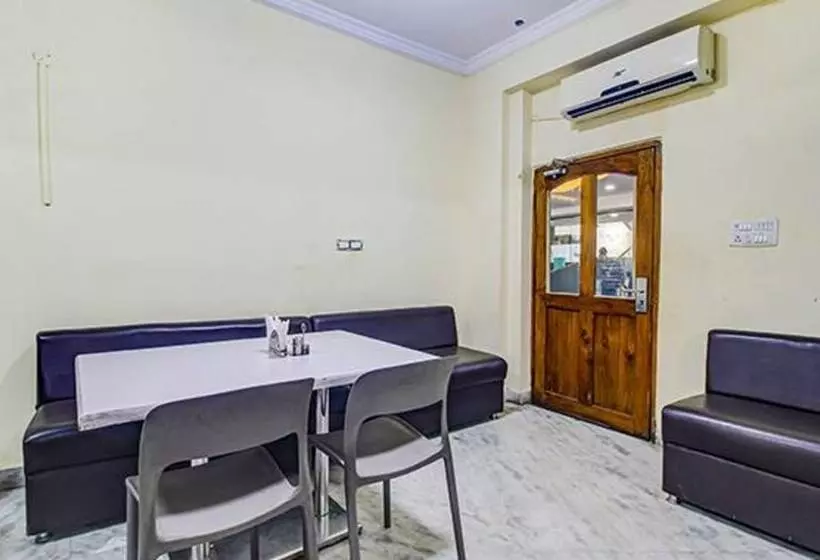 Fabhotel L Grand   Nr Secunderabad Railway Satation