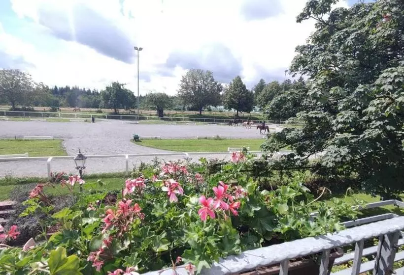 Hotelli Familienresort Wiesenhof