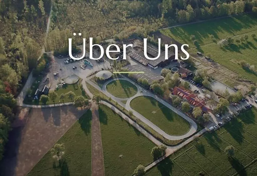 Hotelli Familienresort Wiesenhof