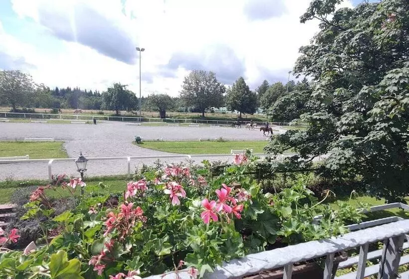 Hotelli Familienresort Wiesenhof