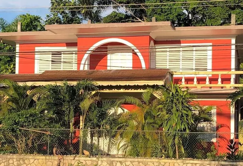 پانسیون Negril Beachside