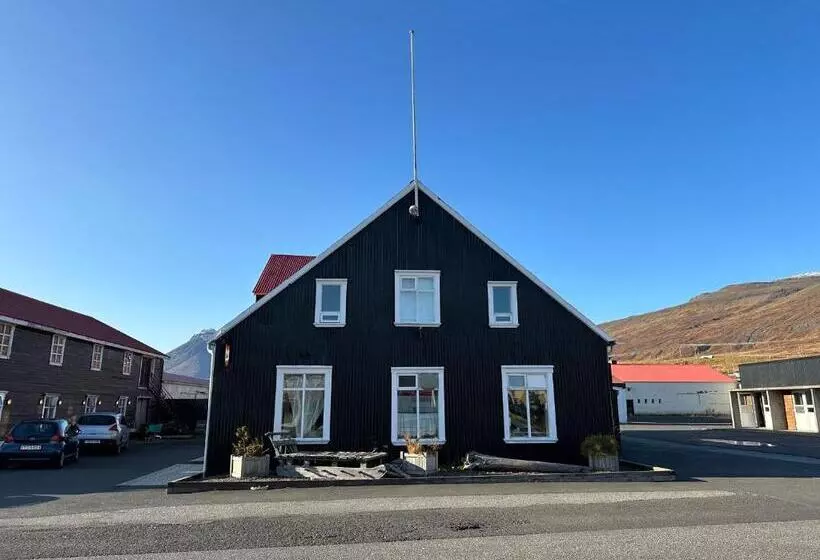 پانسیون Taergesen Guesthouse