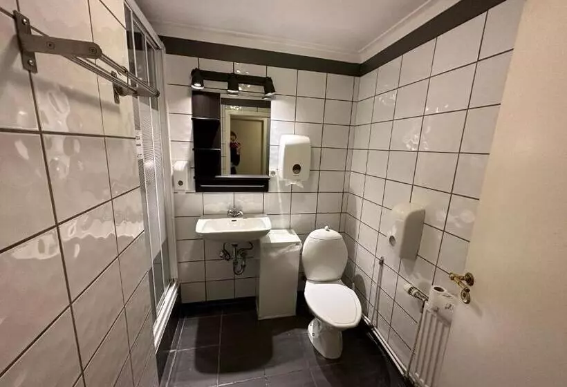 پانسیون Taergesen Guesthouse