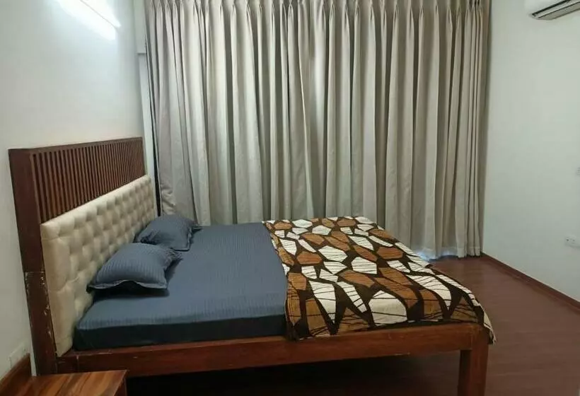ベッドアンドブレックファースト Royal Suites 3 Bhk Neo