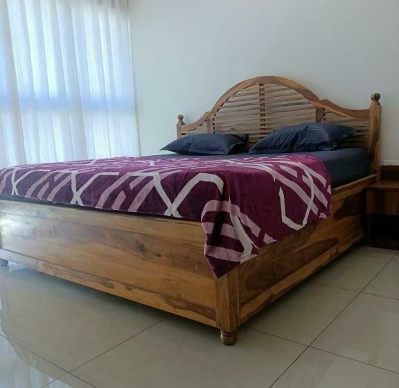 Aamiaismajoitus (B&B) Royal Suites   3 Bhk   Neo