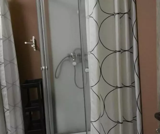 Helen Hostel U Náměstí Míru