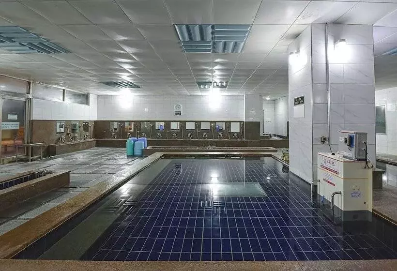 Hotelli Asherah Villa D  Aqua