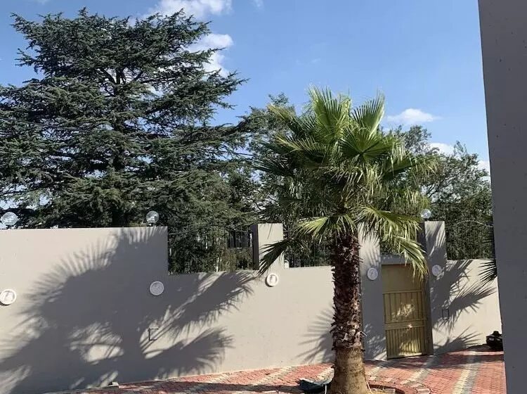 Hotelli Northmead Lodge