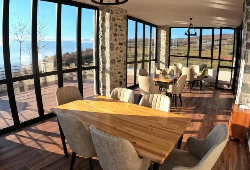 پانسیون Bujtina Vrenezi