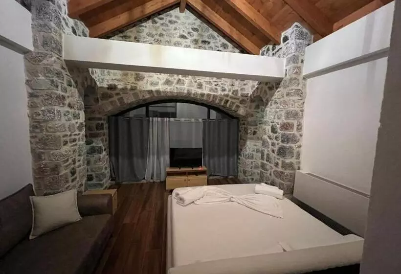 Majatalo Bujtina Vrenezi