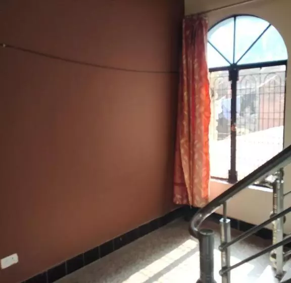 Majatalo Pratima Boys Pg